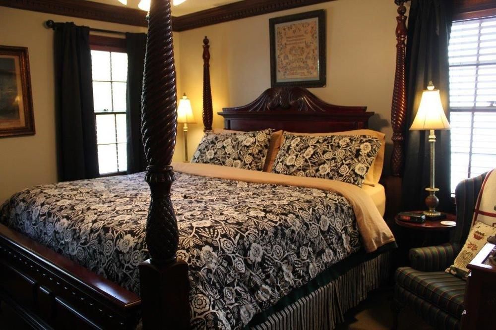Williamsburg Sampler B & B ภายนอก รูปภาพ